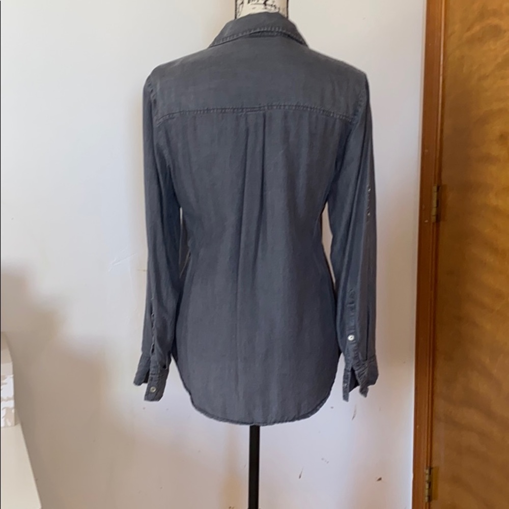 New York and Company gray button down shirt - Picture 2 of 8